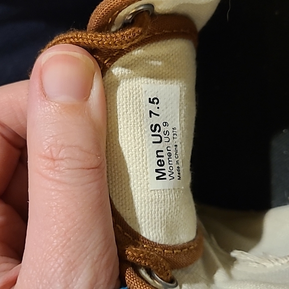 Vans Suede Shoes - Picture 3 of 3